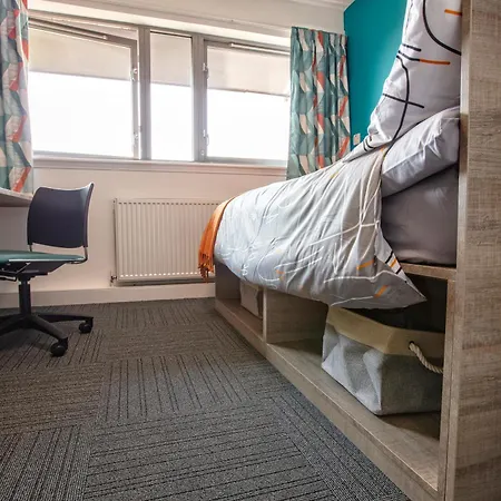 Small And Beautiful With 2 Bedroom 公寓 *