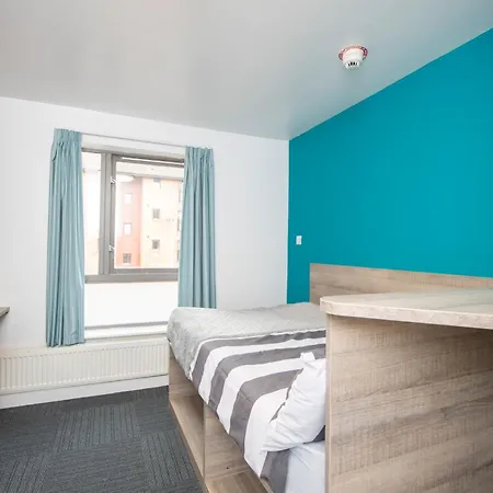 Small And Beautiful With 2 Bedroom 公寓 拉里萨