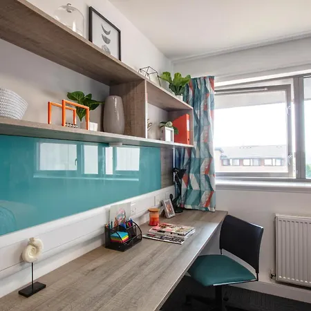 Small And Beautiful With 2 Bedroom * 拉里萨